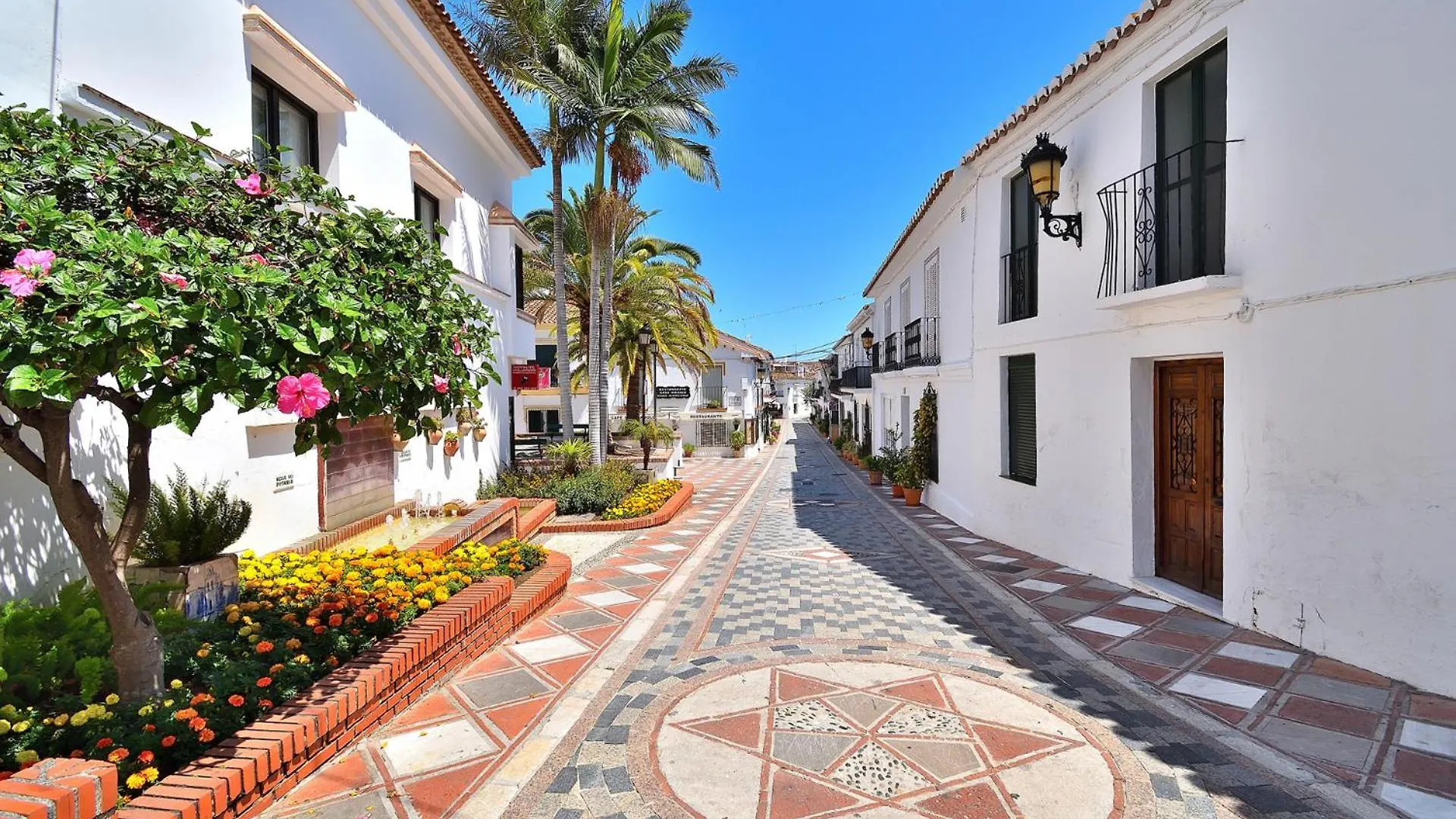 Luxury Villa With Panoramic Views Benalmadena Spain