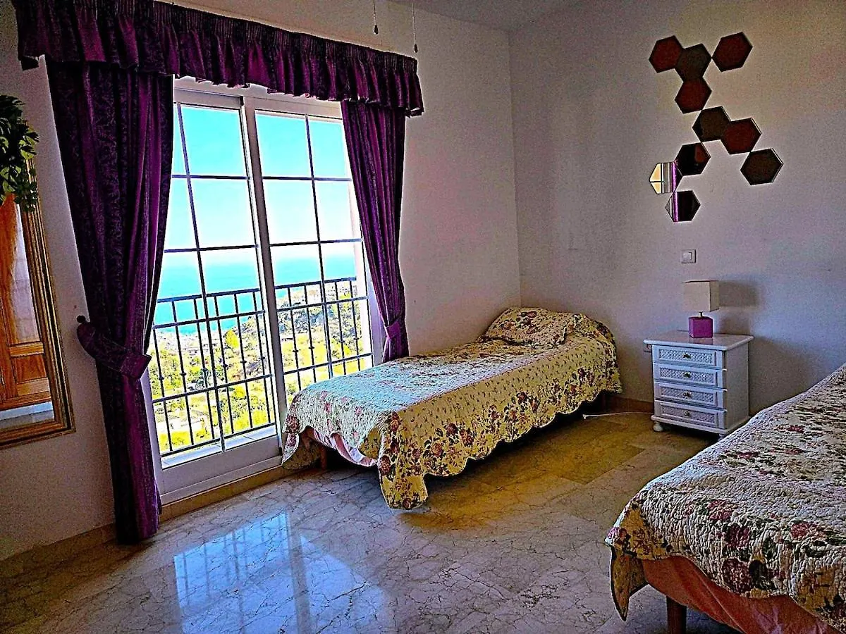Luxury Villa With Panoramic Views Benalmadena
